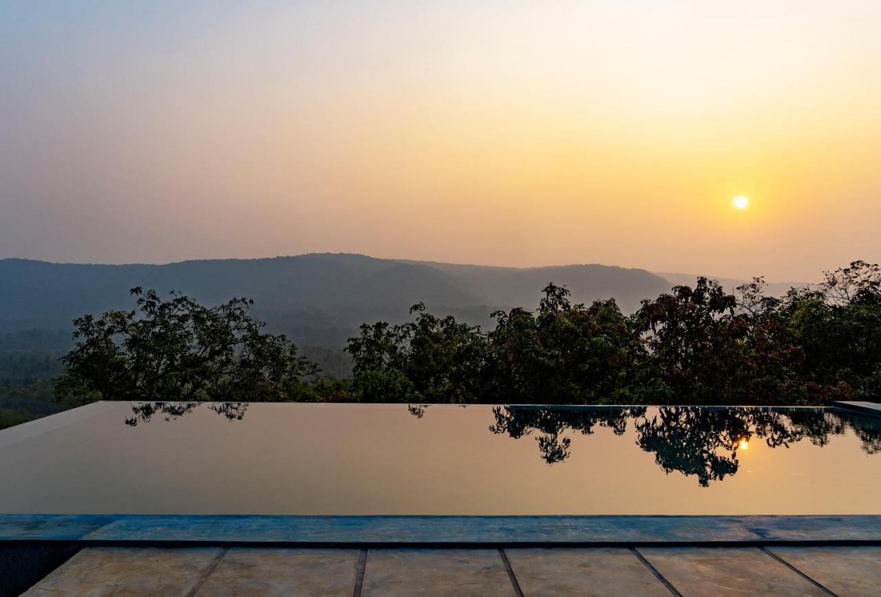 Lermitage Farms Kashid Alibaug Villa ภายนอก รูปภาพ